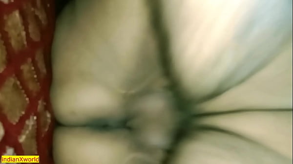 Indian Bhabhi shared her with us!! Best hindi hardcore group sex