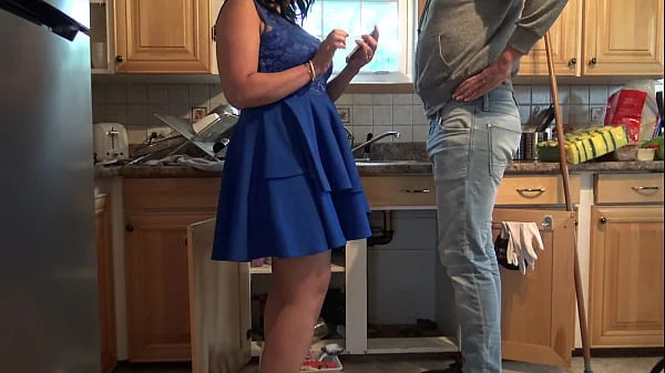 Real amateur cuckold wife gives hardcore rimjob to plumber